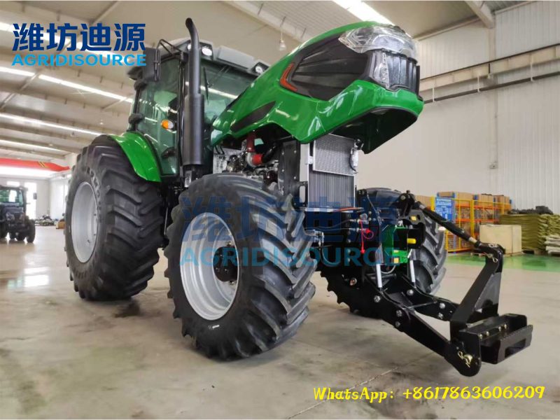 Chinese 4WD Tractor for International Dealers
